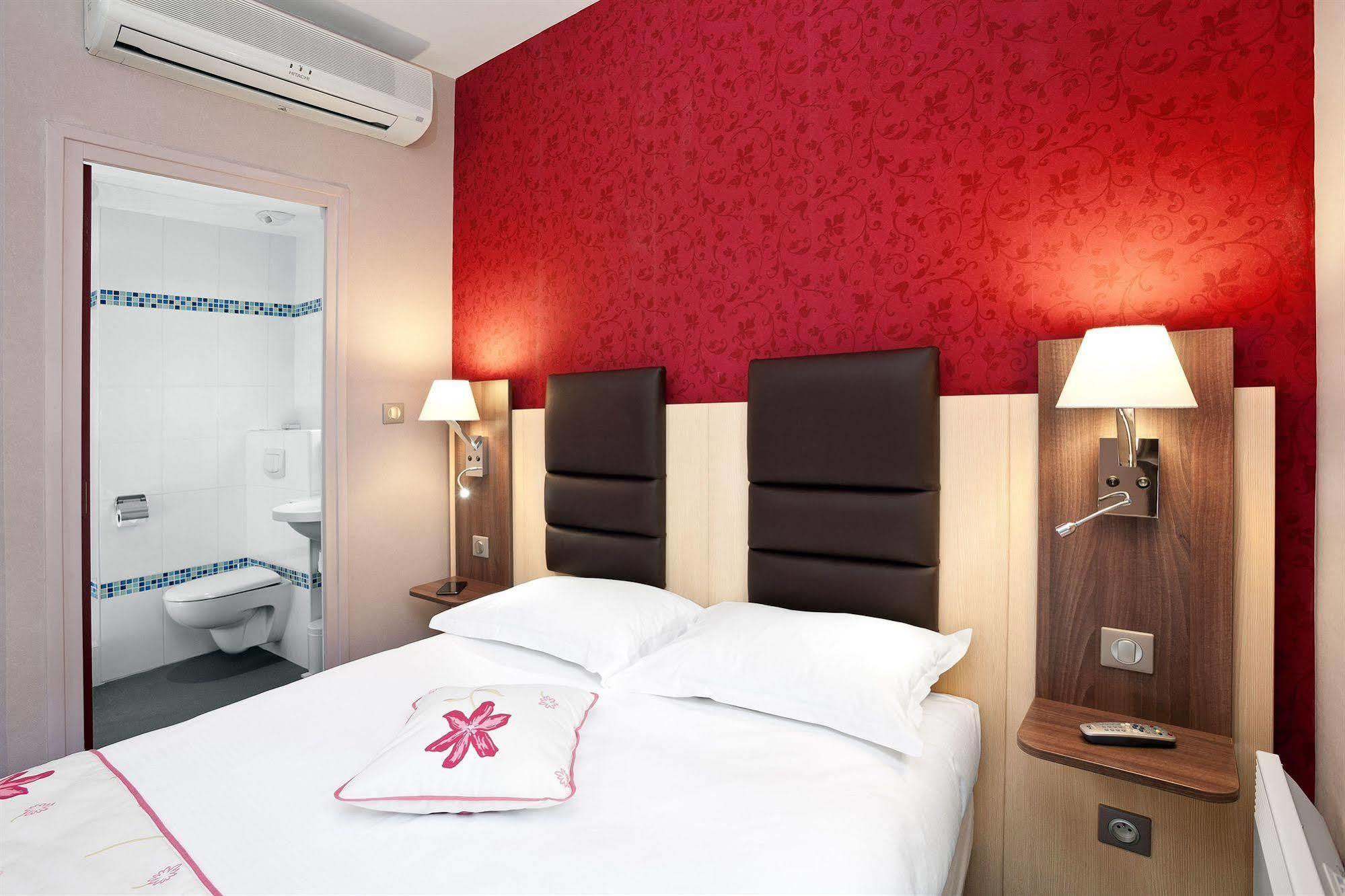 Hotel Arverna Vichy - Clt'Hotel エクステリア 写真